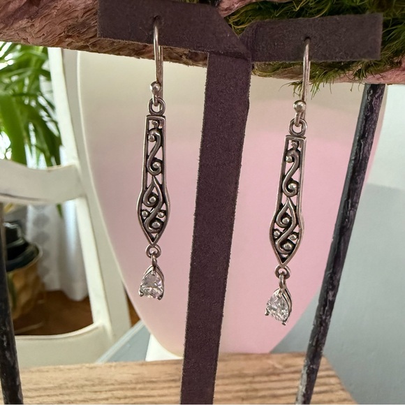 Silpada Jewelry - Silpada 925 Sterling Silver Earrings